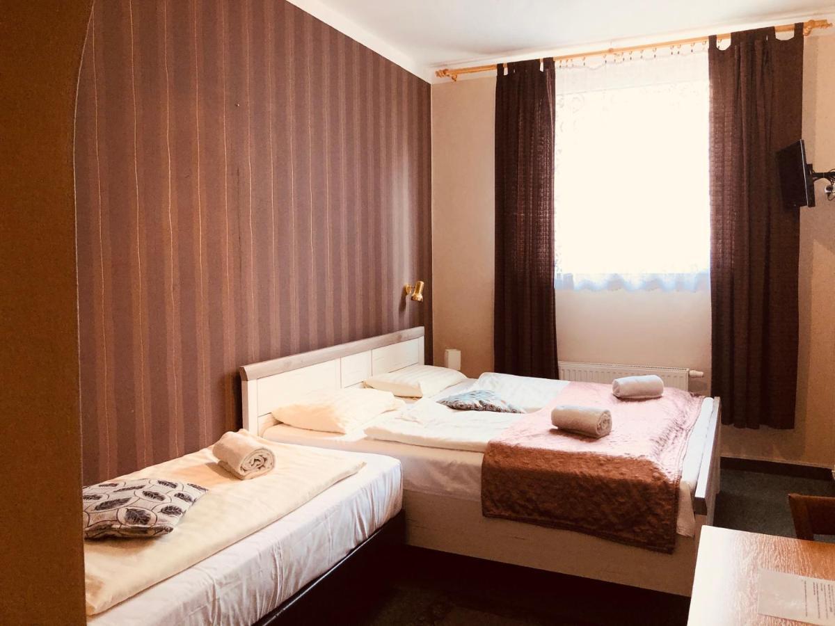 Otel Pankrac 3*